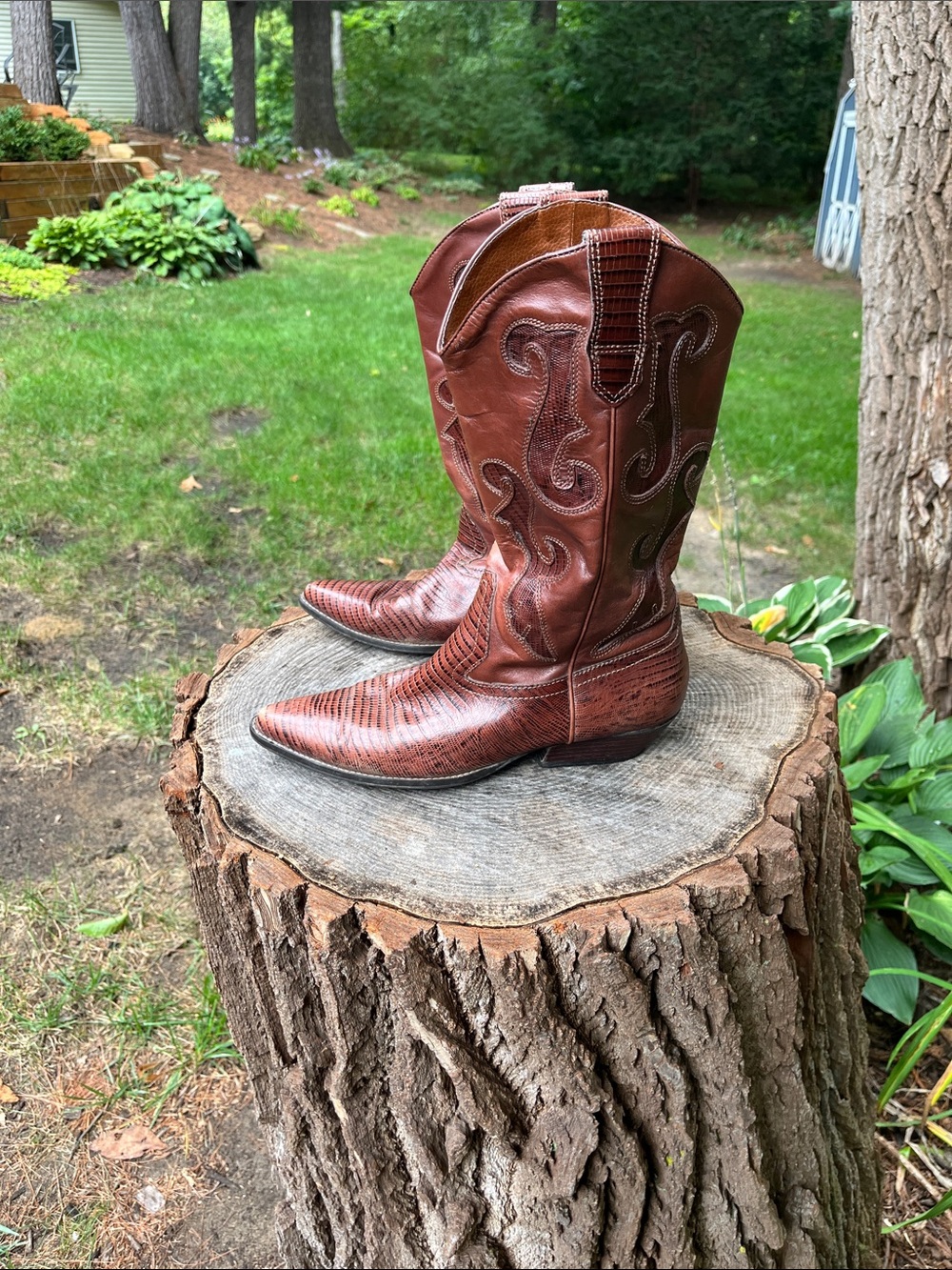Nine West women’s Western Brown Leather Cowboy Boots with Embossed Stitching - Picture 2 of 11
